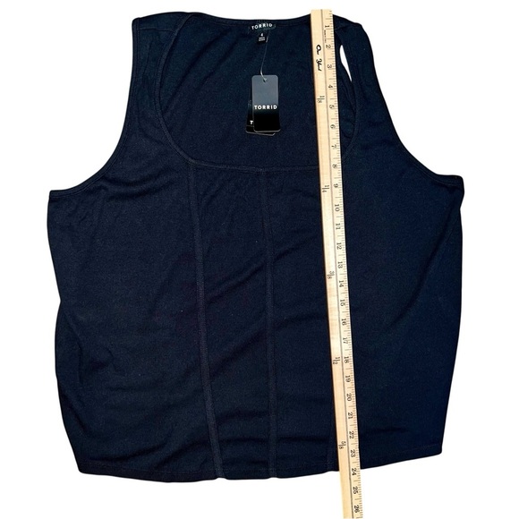 Torrid Black Sleeveless Top Size 4. NWT - Picture 3 of 5